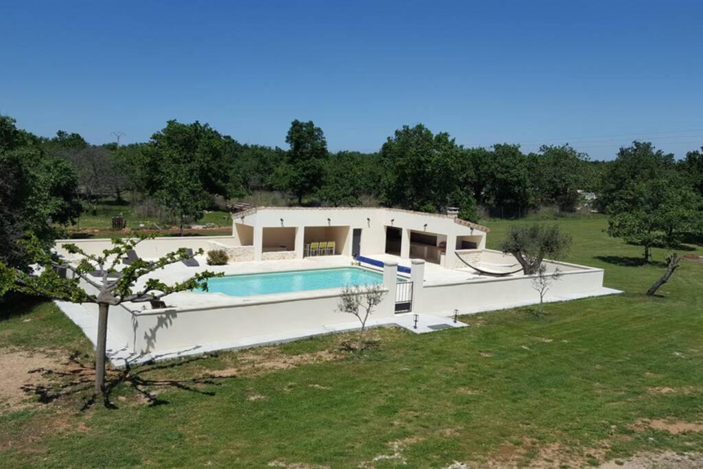 La Truffière Hébergement de vacances *